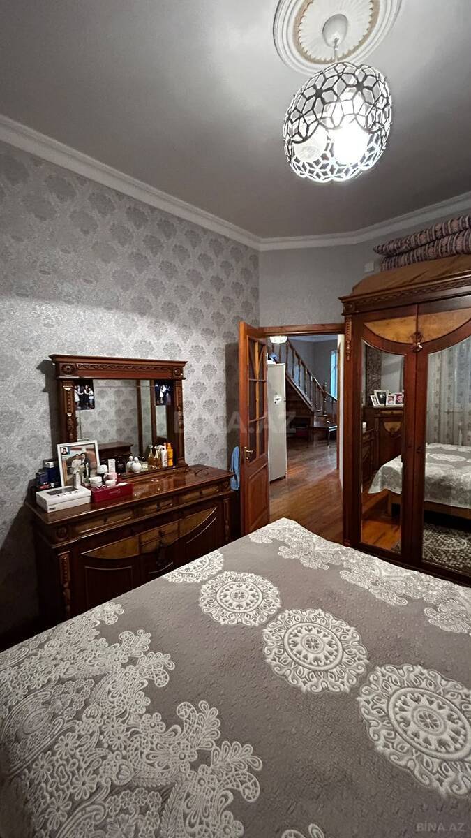 5 otaqlı Həyət evi/Bağ evi, Qaraçuxur q., Bakı