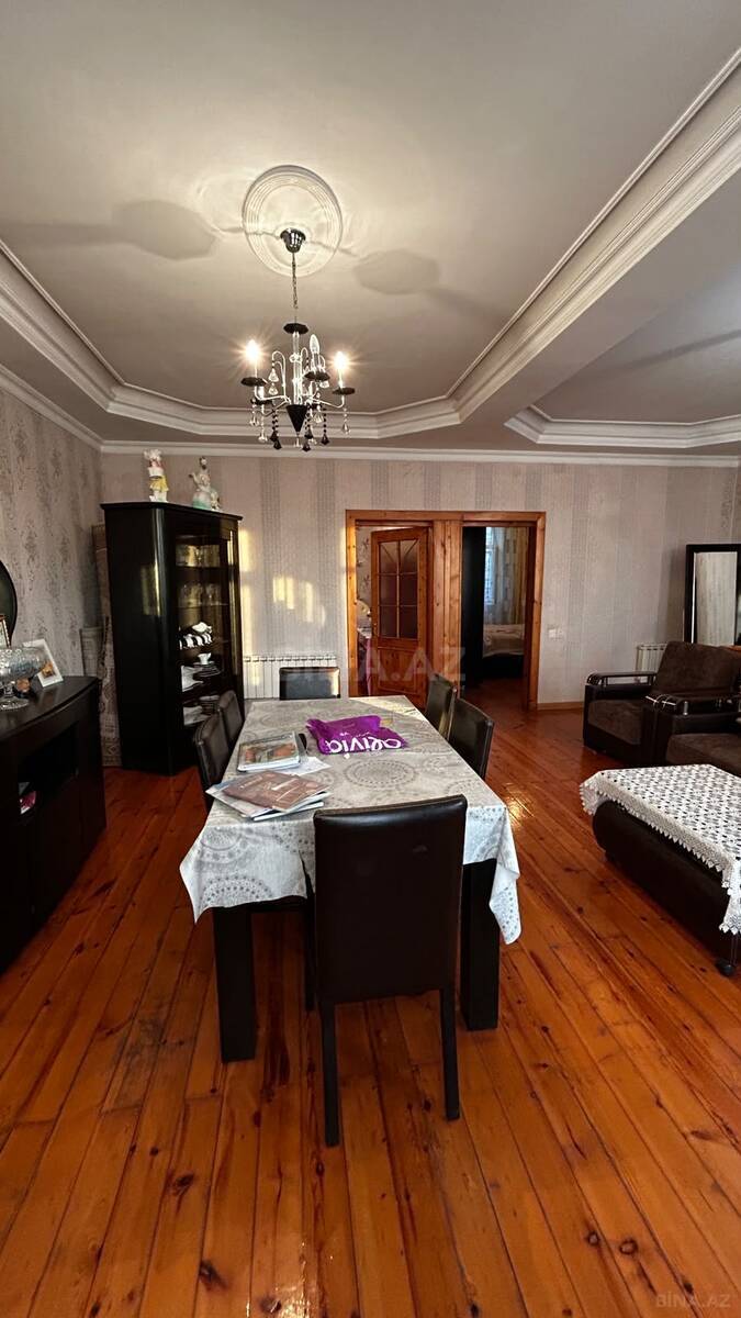 5 otaqlı Həyət evi/Bağ evi, Qaraçuxur q., Bakı