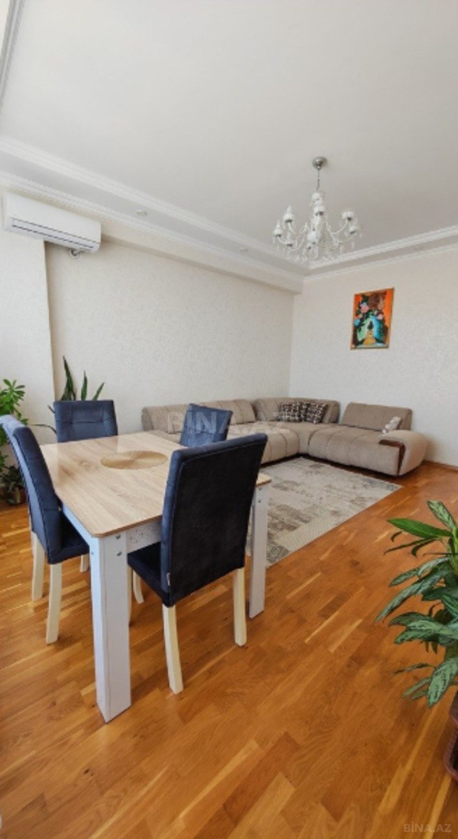 3 otaqlı Yeni tikili, Qara Qarayev m., Bakı