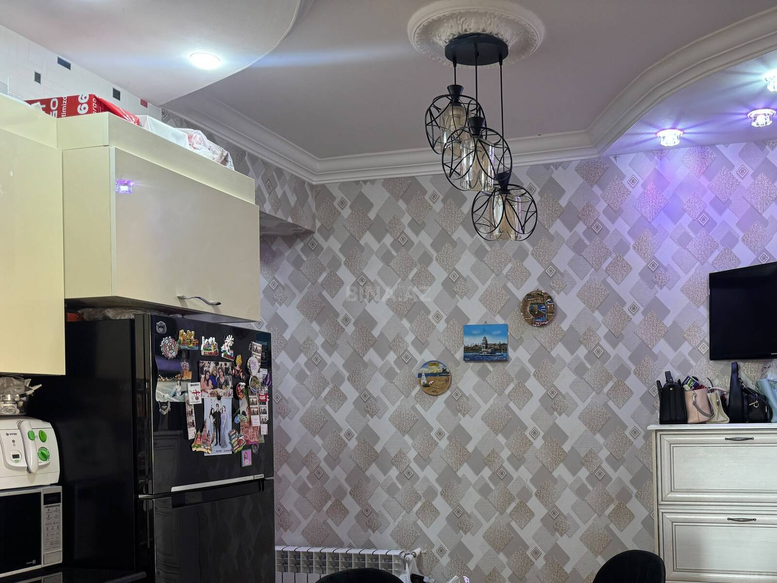 3 otaqlı Yeni tikili, Xırdalan