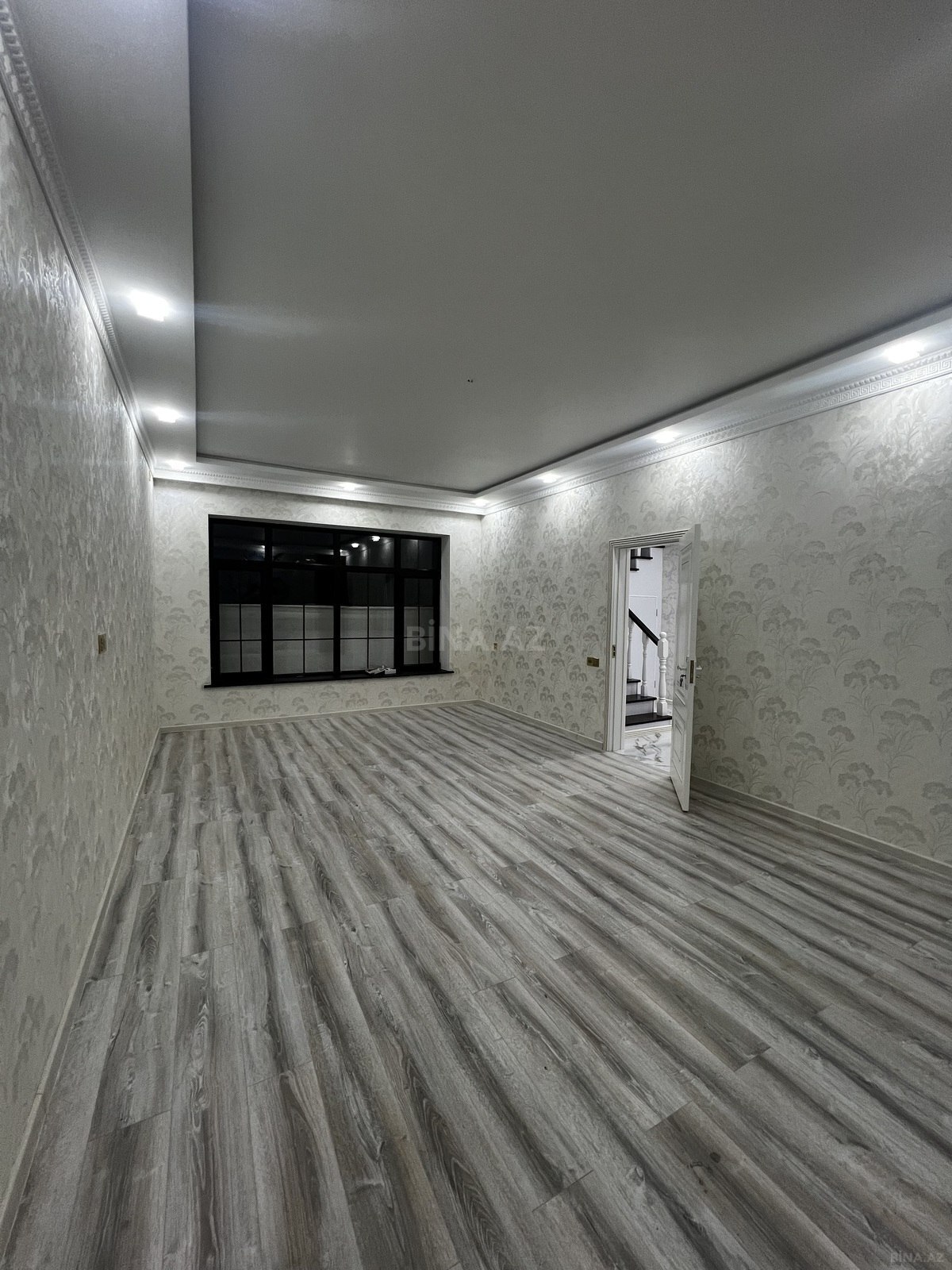 4 otaqlı Həyət evi/Bağ evi, Saray q., Bakı