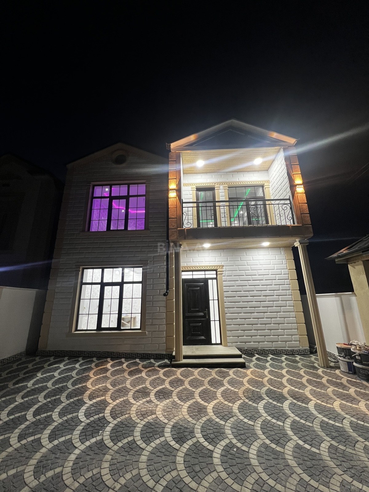 4 otaqlı Həyət evi/Bağ evi, Saray q., Bakı