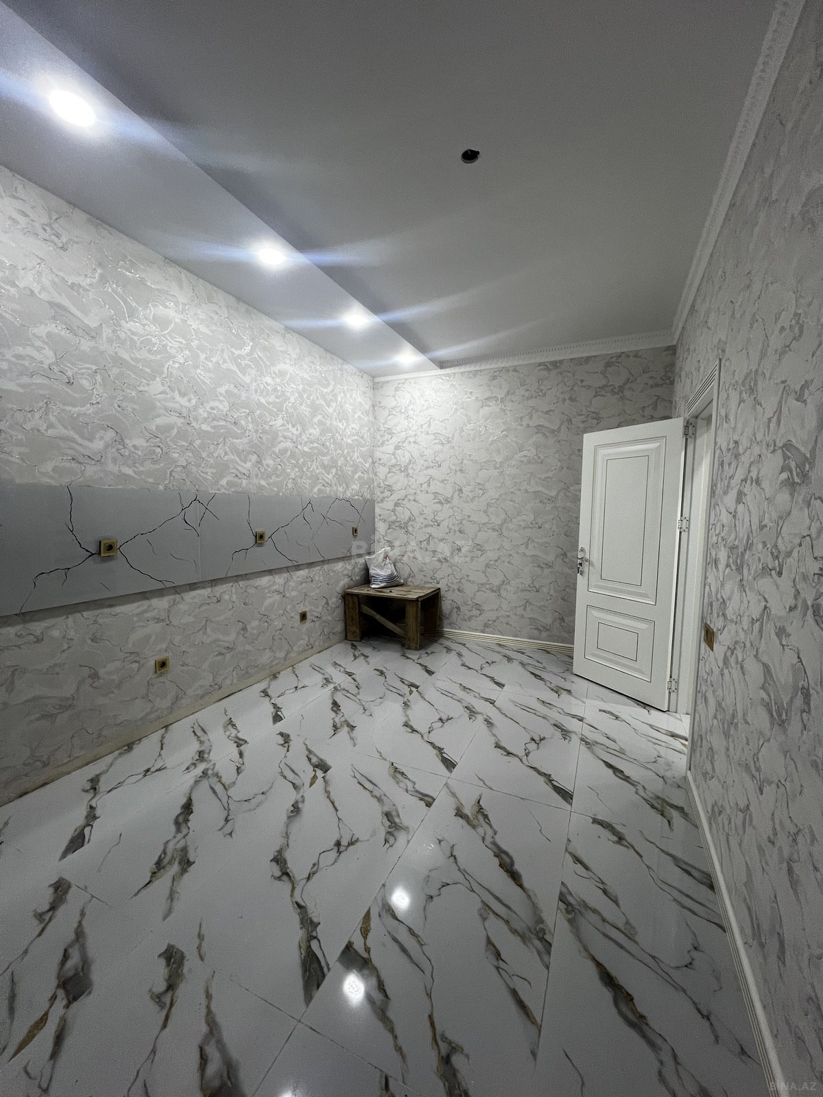 4 otaqlı Həyət evi/Bağ evi, Saray q., Bakı