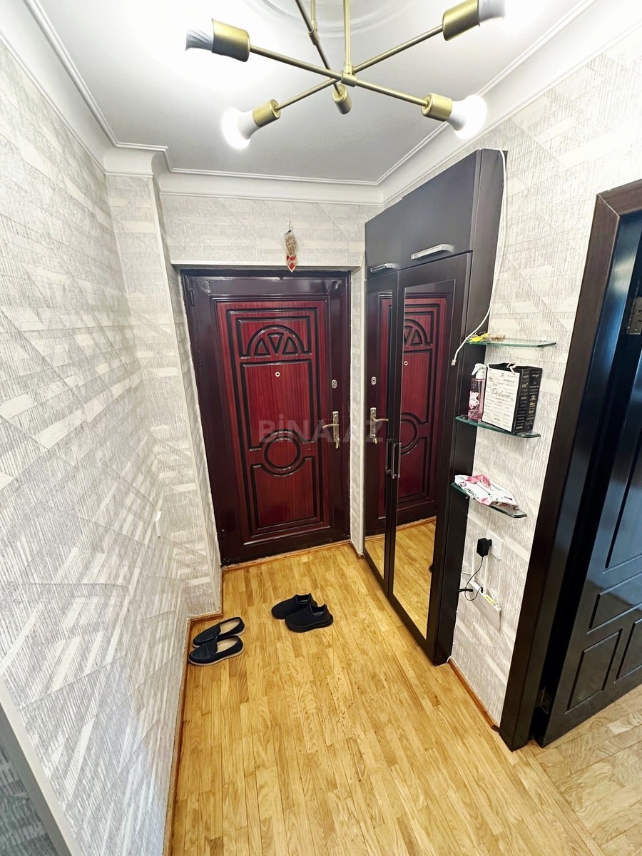 2 otaqlı Köhnə tikili, 28 May m., Bakı