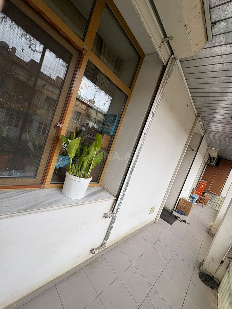 3 otaqlı Köhnə tikili, Kubinka q., Bakı