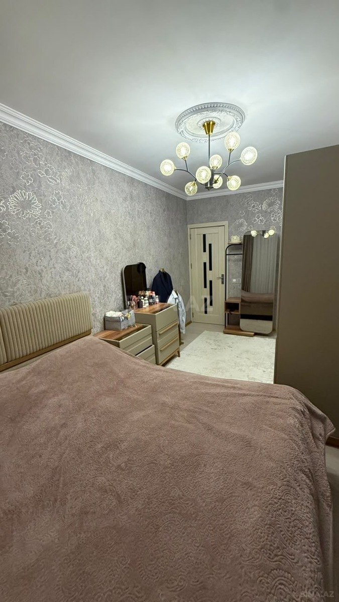 3 otaqlı Köhnə tikili, Gənclik m., Bakı