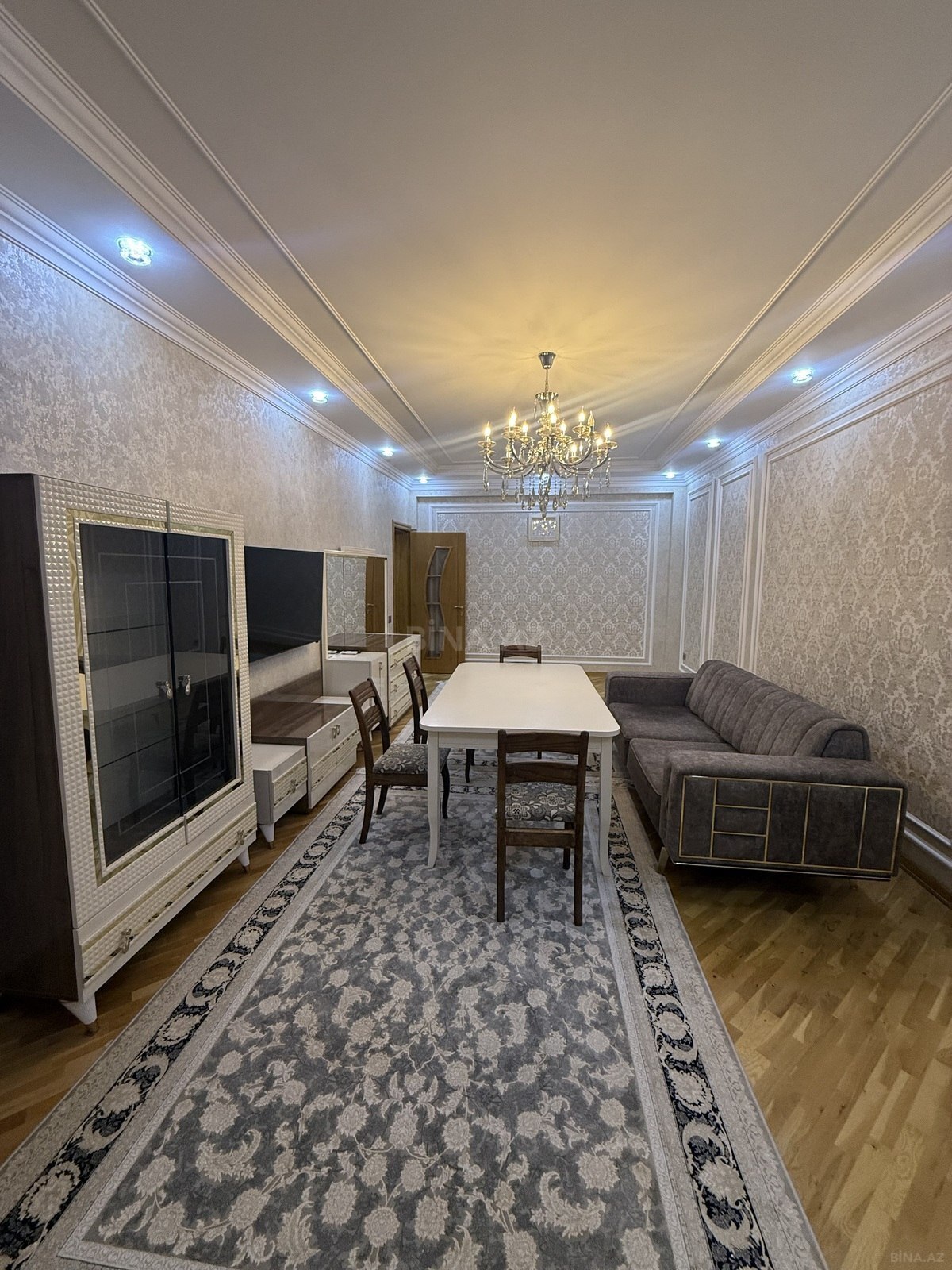 3 otaqlı Yeni tikili, İnşaatçılar m., Bakı