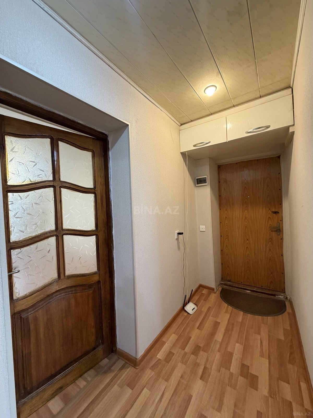3 otaqlı Köhnə tikili, Bakıxanov q., Bakı