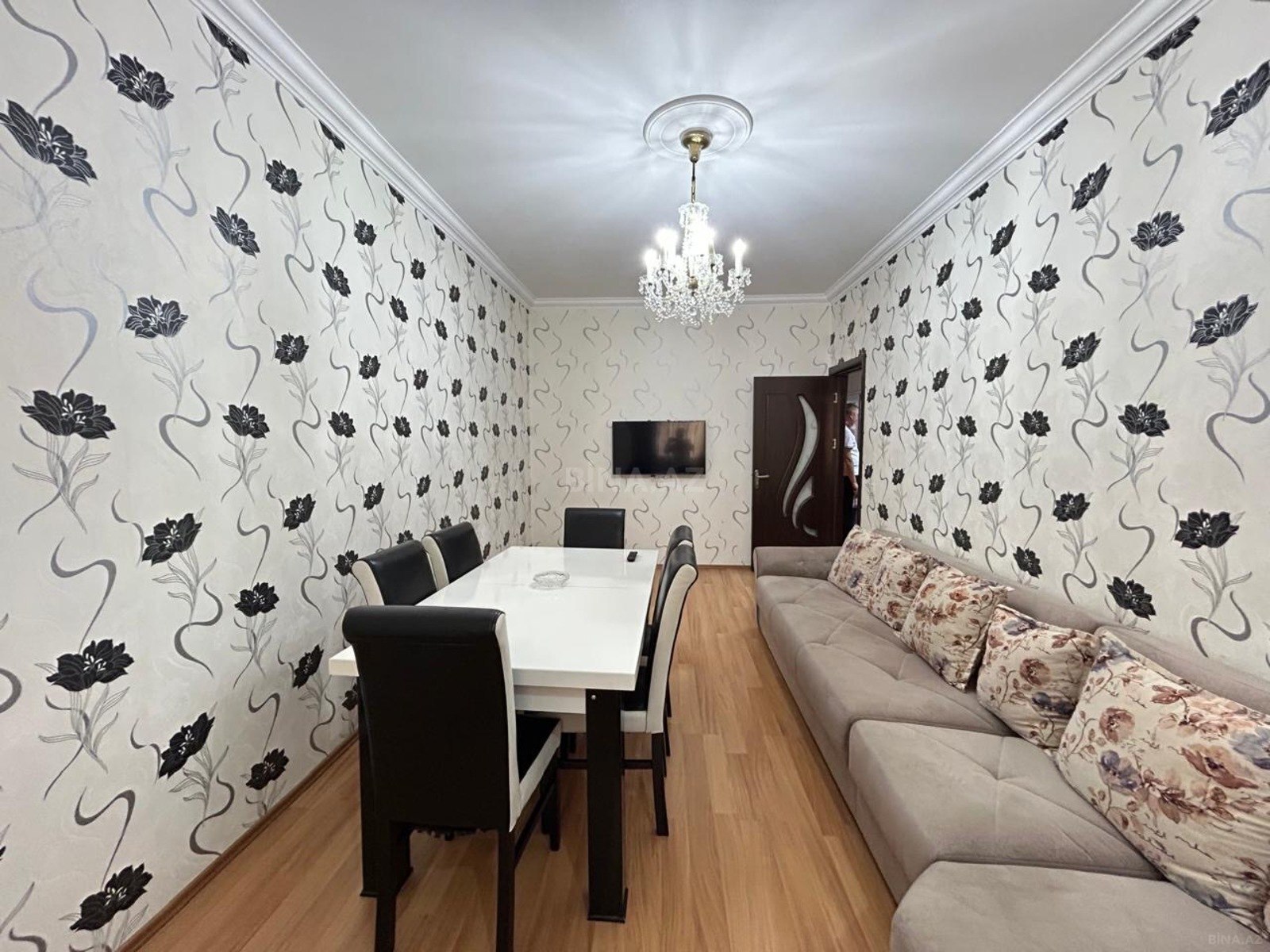 3 otaqlı Köhnə tikili, 9-cu mikrorayon q., Bakı