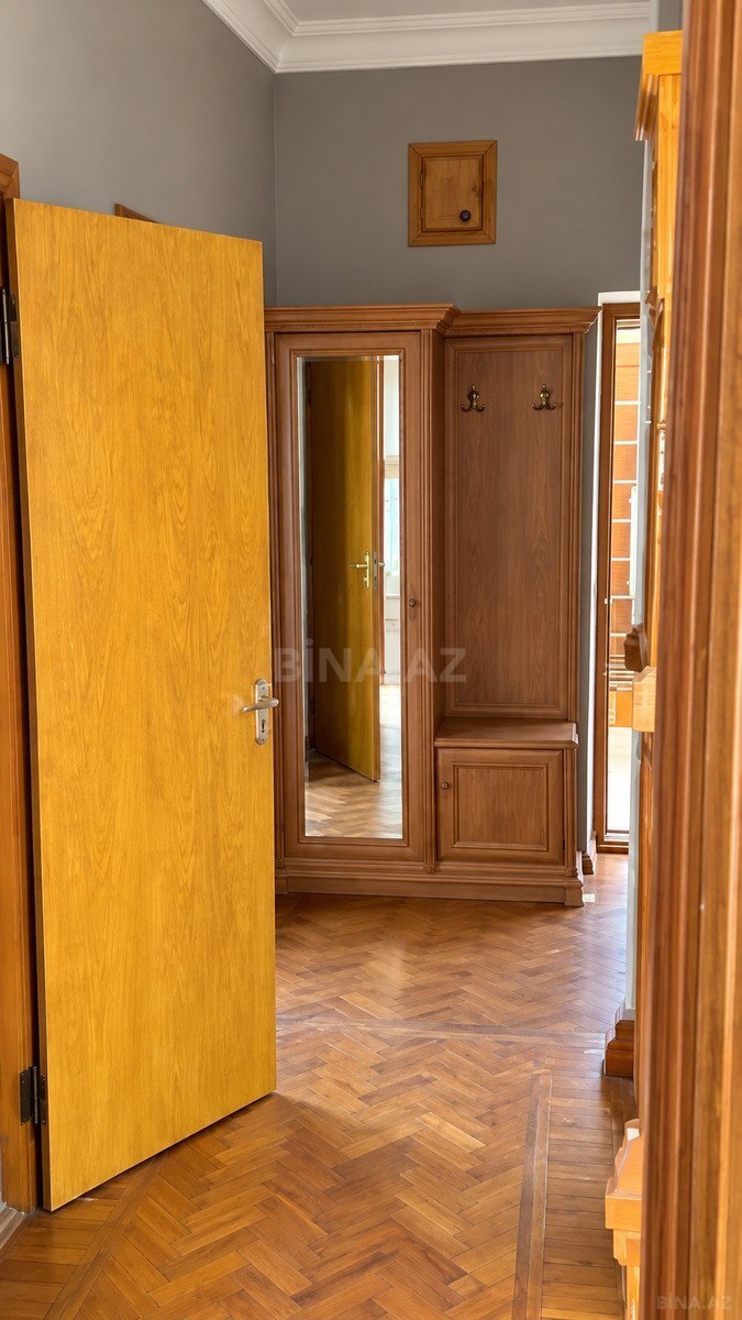 3 otaqlı Köhnə tikili, Nəsimi r., Bakı