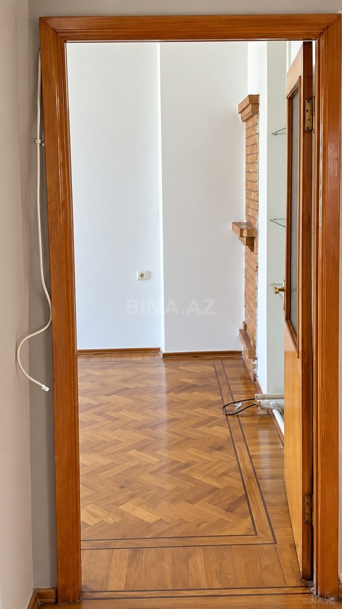 3 otaqlı Köhnə tikili, Nəsimi r., Bakı