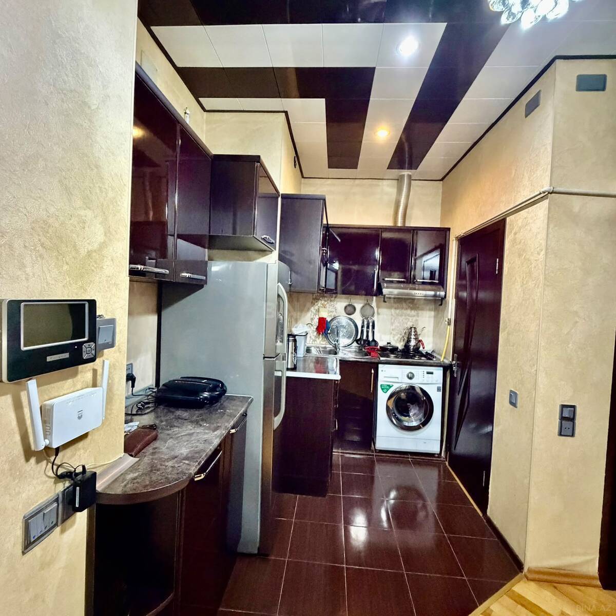 2 otaqlı Yeni tikili, Qara Qarayev m., Bakı