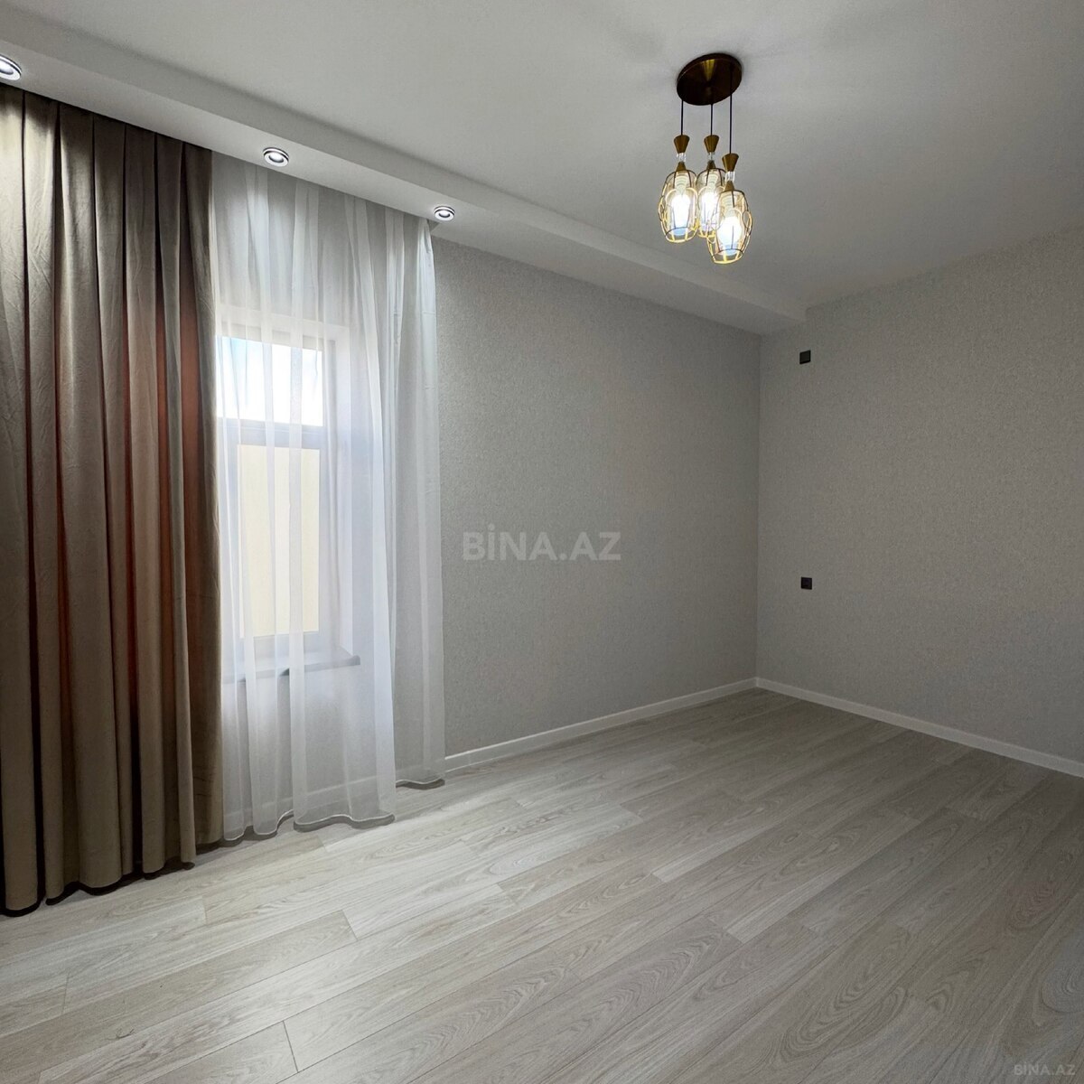 4 otaqlı Həyət evi/Bağ evi, Şüvəlan q., Bakı