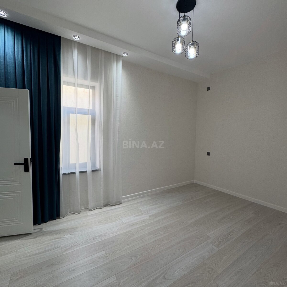 4 otaqlı Həyət evi/Bağ evi, Şüvəlan q., Bakı