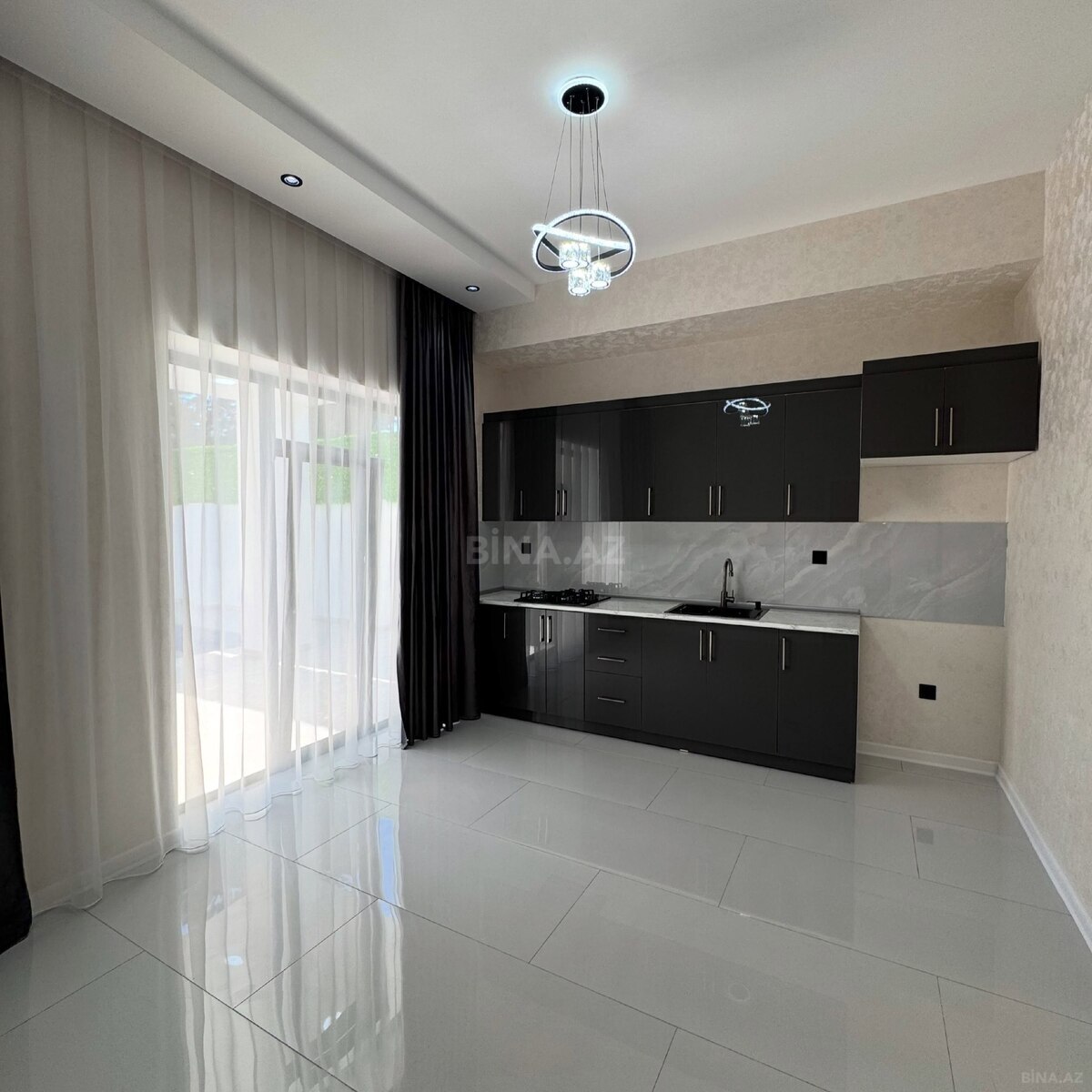 4 otaqlı Həyət evi/Bağ evi, Şüvəlan q., Bakı