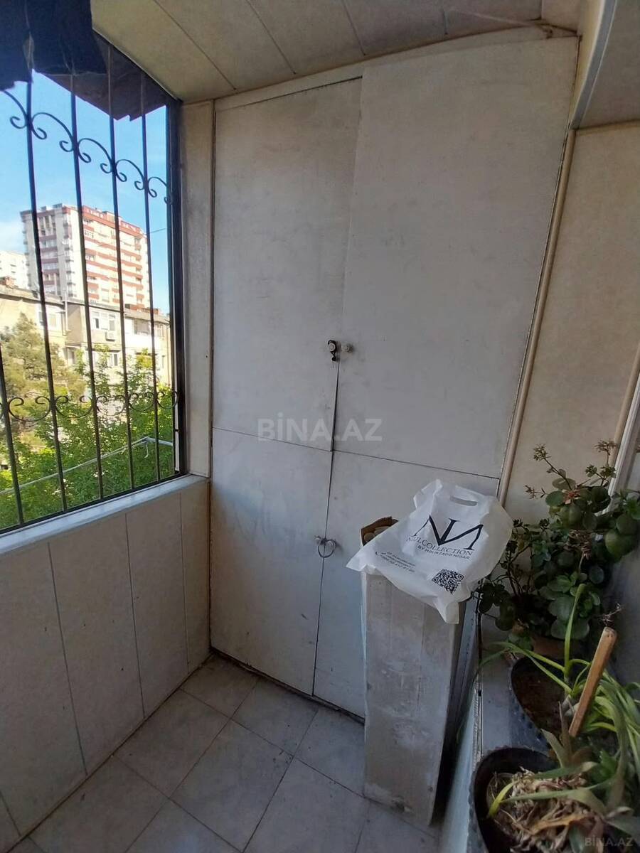 3 otaqlı Köhnə tikili, İnşaatçılar m., Bakı