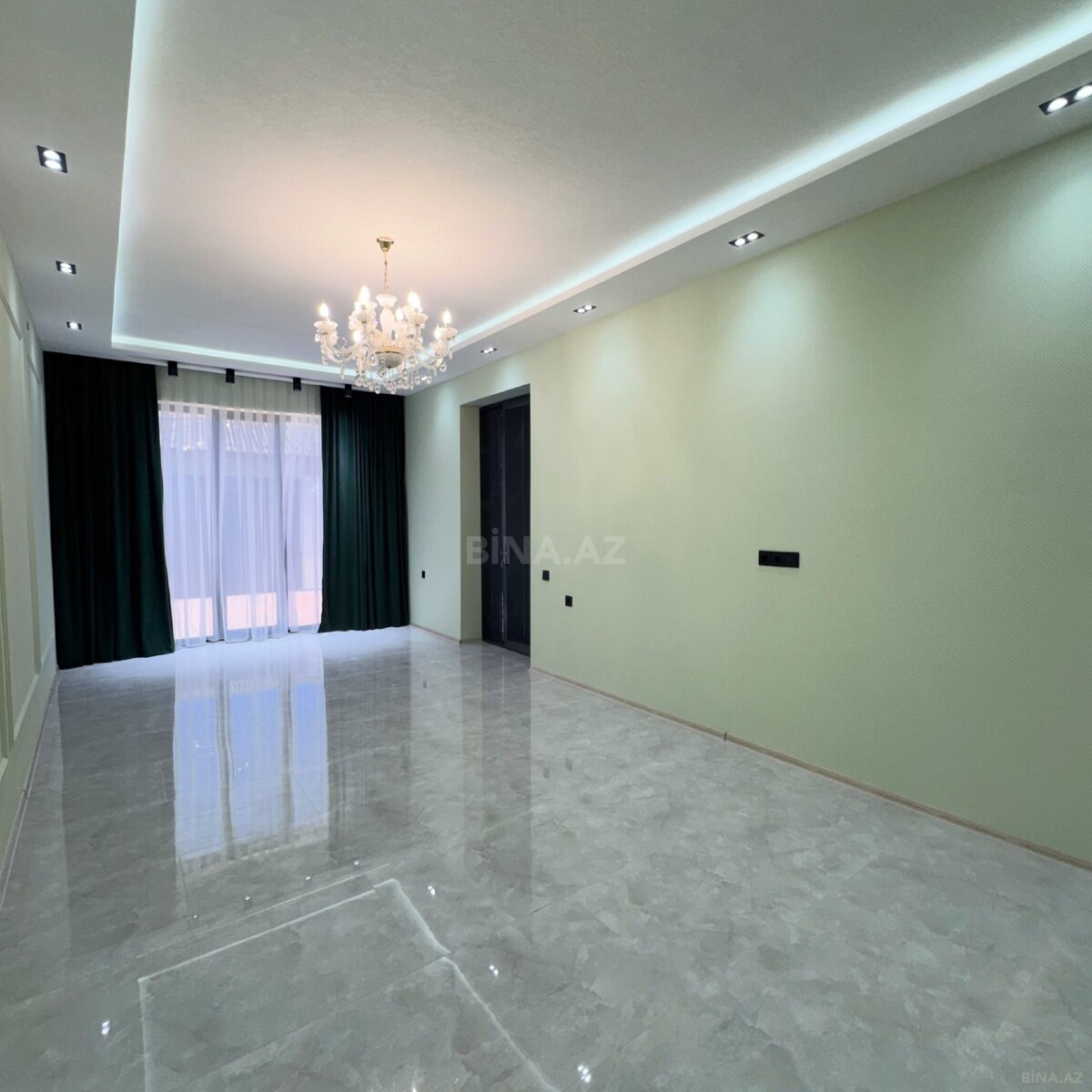 4 otaqlı Həyət evi/Bağ evi, Şüvəlan q., Bakı