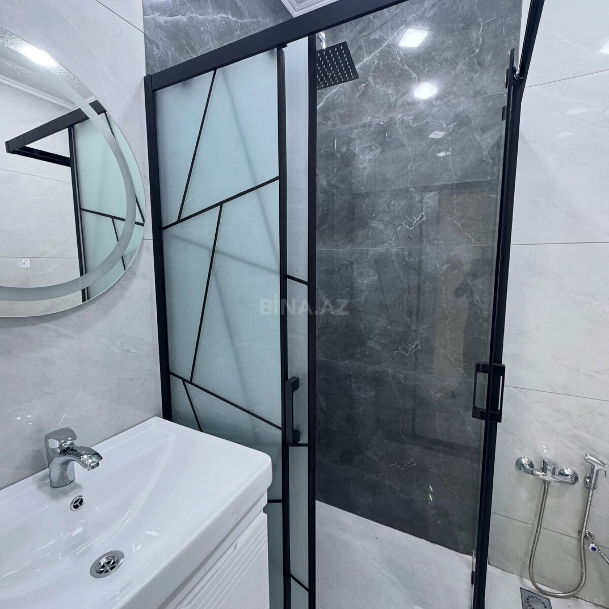 4 otaqlı Həyət evi/Bağ evi, Şüvəlan q., Bakı