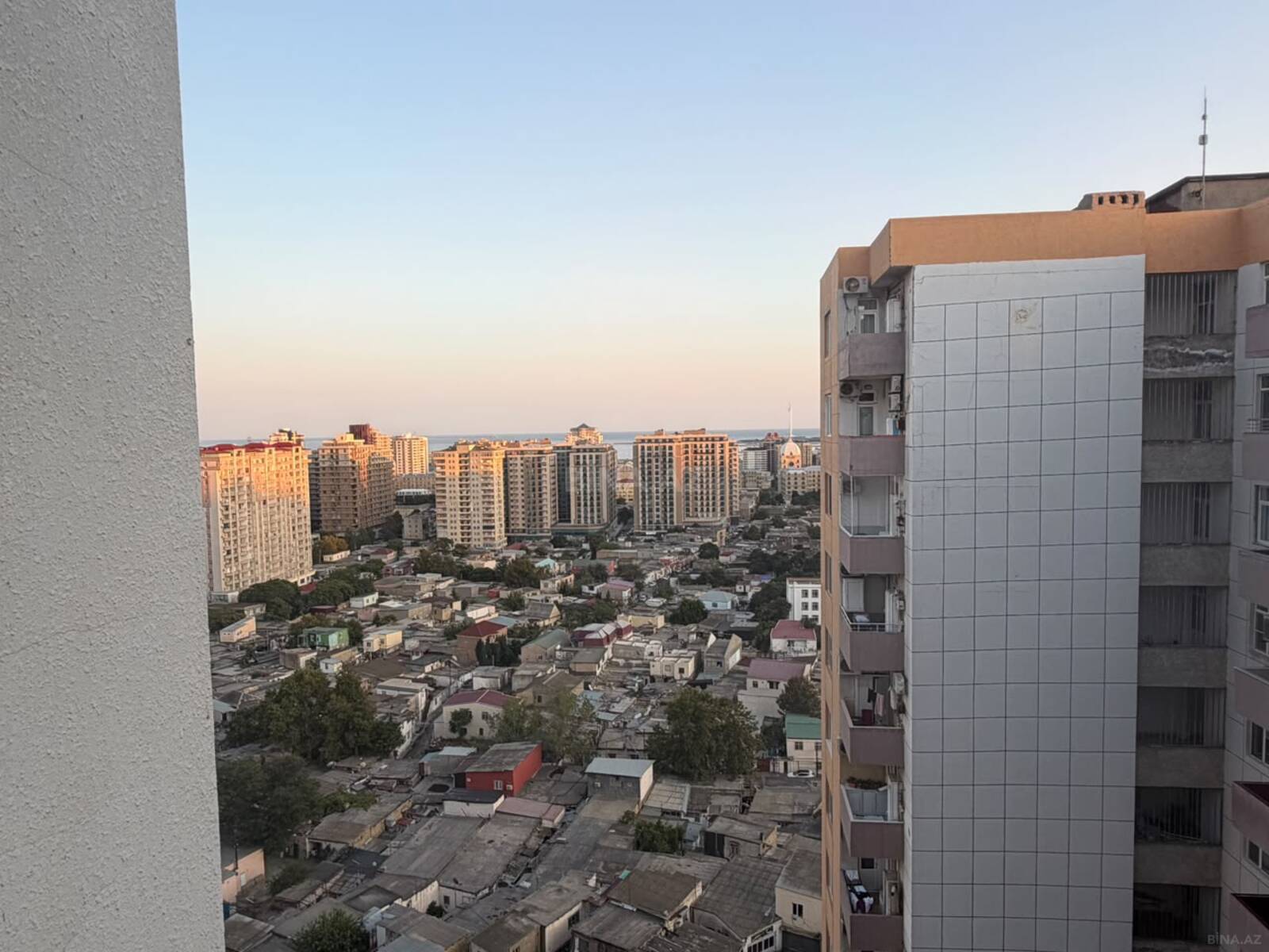 3 otaqlı Yeni tikili, Nizami m., Bakı