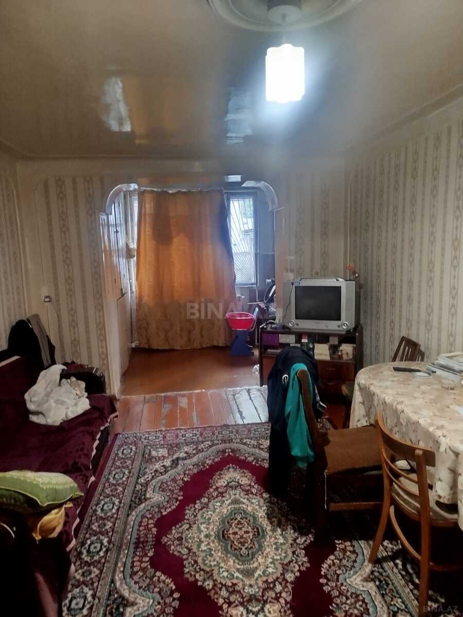3 otaqlı Köhnə tikili, İnşaatçılar m., Bakı