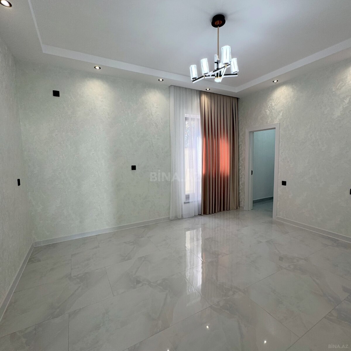 4 otaqlı Həyət evi/Bağ evi, Şüvəlan q., Bakı