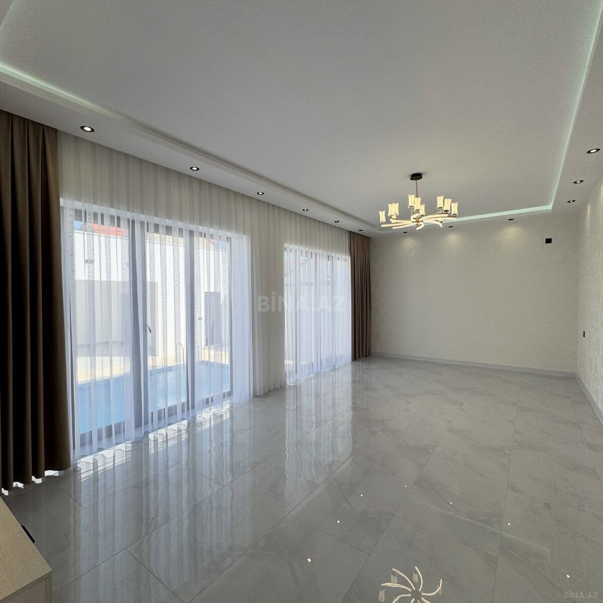 4 otaqlı Həyət evi/Bağ evi, Şüvəlan q., Bakı