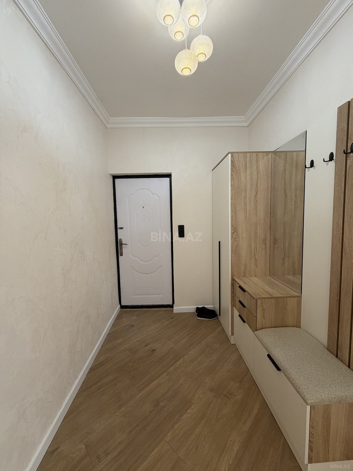 3 otaqlı Köhnə tikili, Massiv D q., Bakı