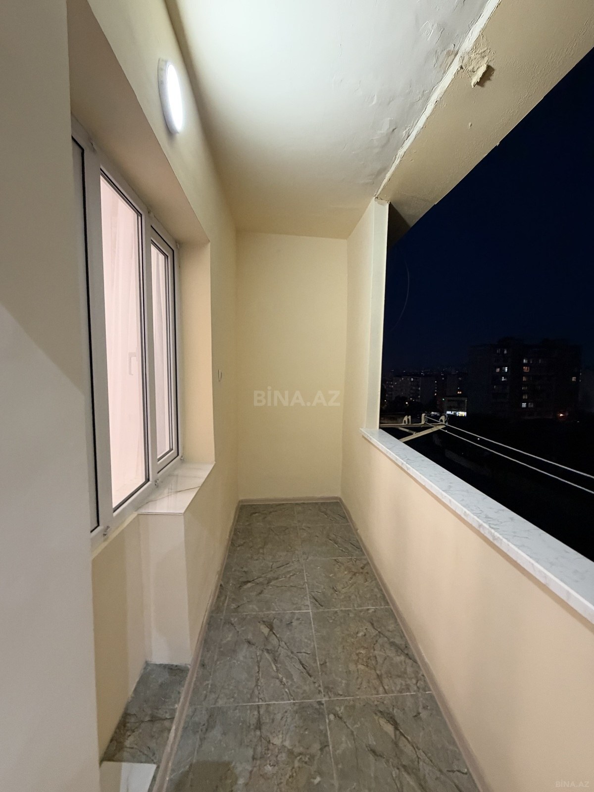 3 otaqlı Köhnə tikili, Massiv D q., Bakı