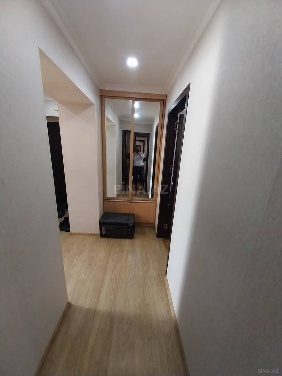 3 otaqlı Köhnə tikili, İnşaatçılar m., Bakı