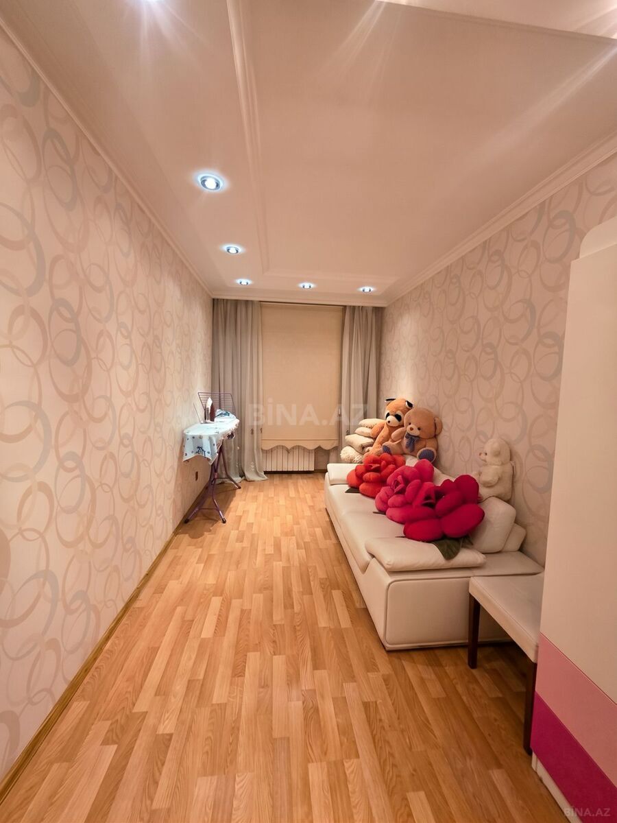 3 otaqlı Köhnə tikili, İnşaatçılar m., Bakı