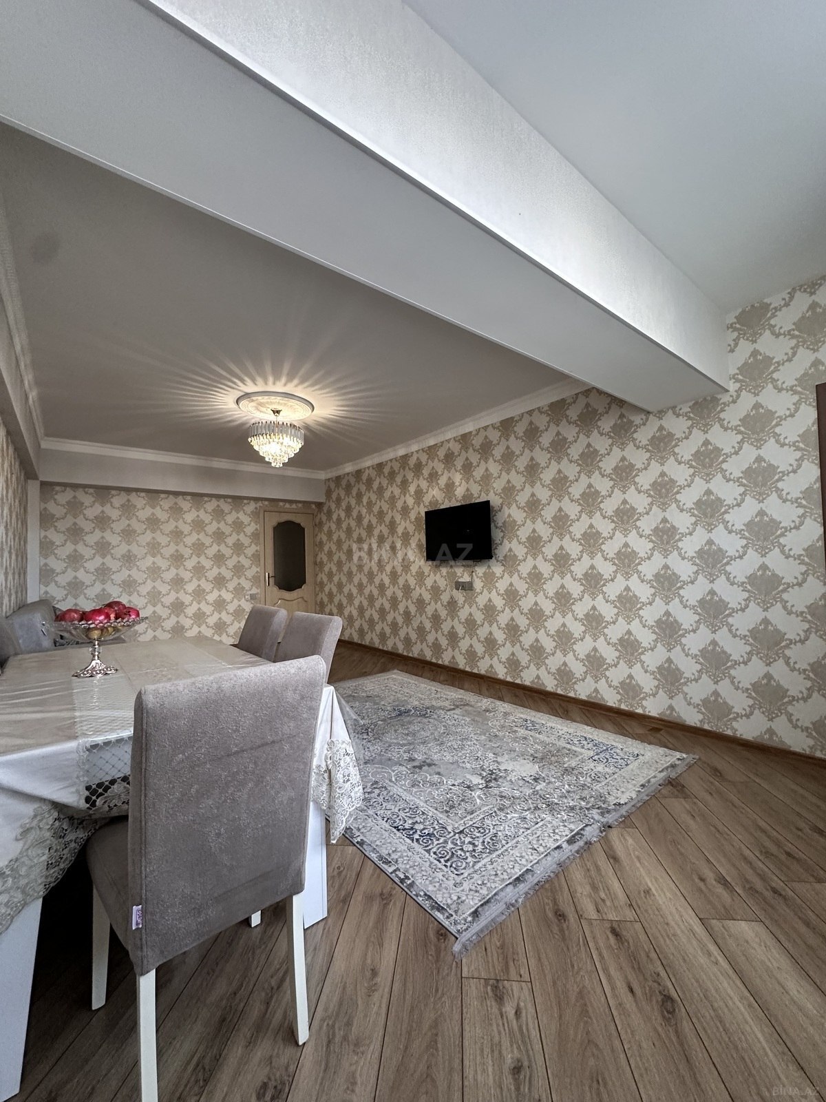 3 otaqlı mənzil kirayə verilir, Bakı