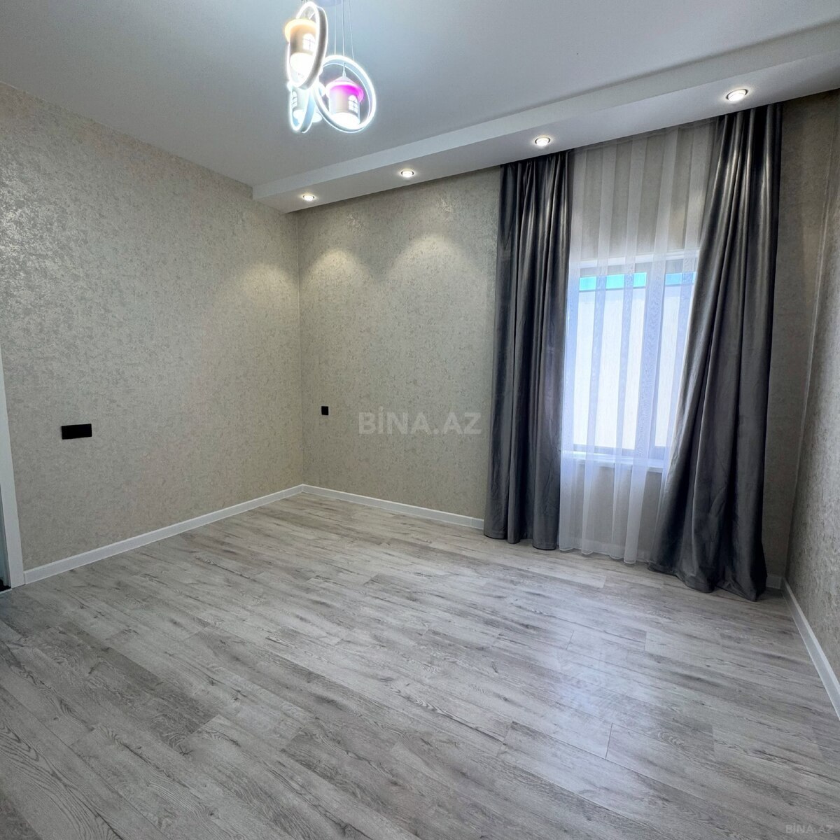 4 otaqlı Həyət evi/Bağ evi, Şüvəlan q., Bakı