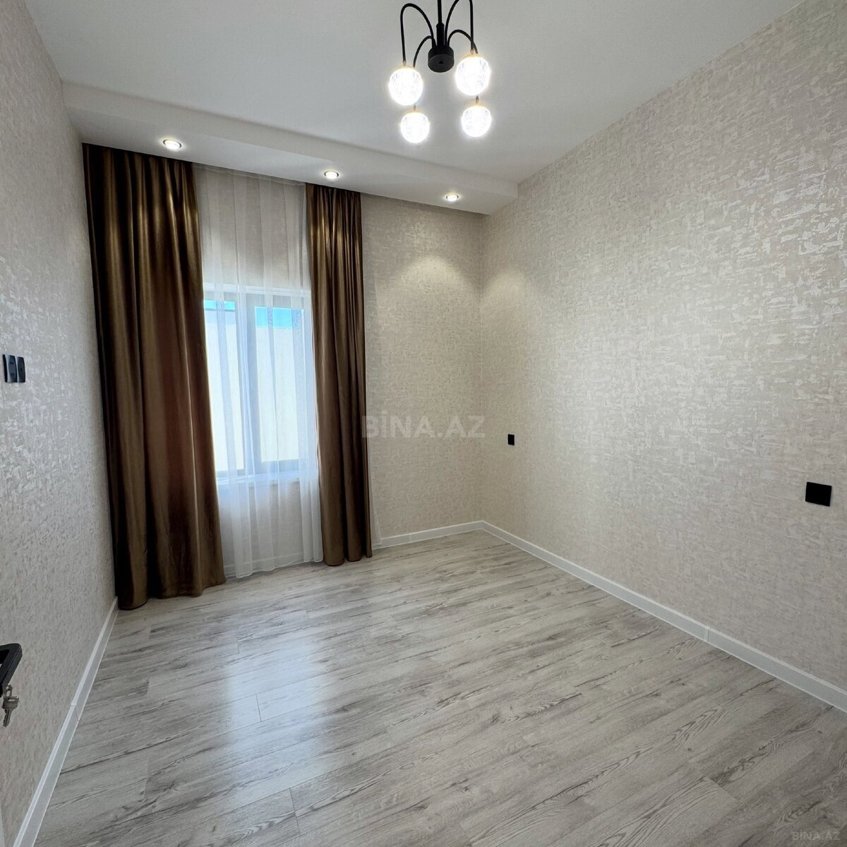 4 otaqlı Həyət evi/Bağ evi, Şüvəlan q., Bakı