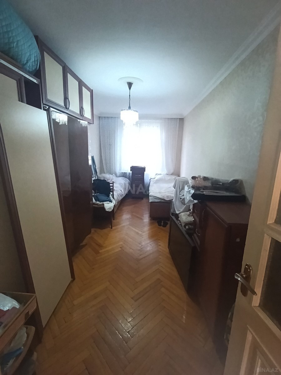 3 otaqlı Köhnə tikili, İnşaatçılar m., Bakı