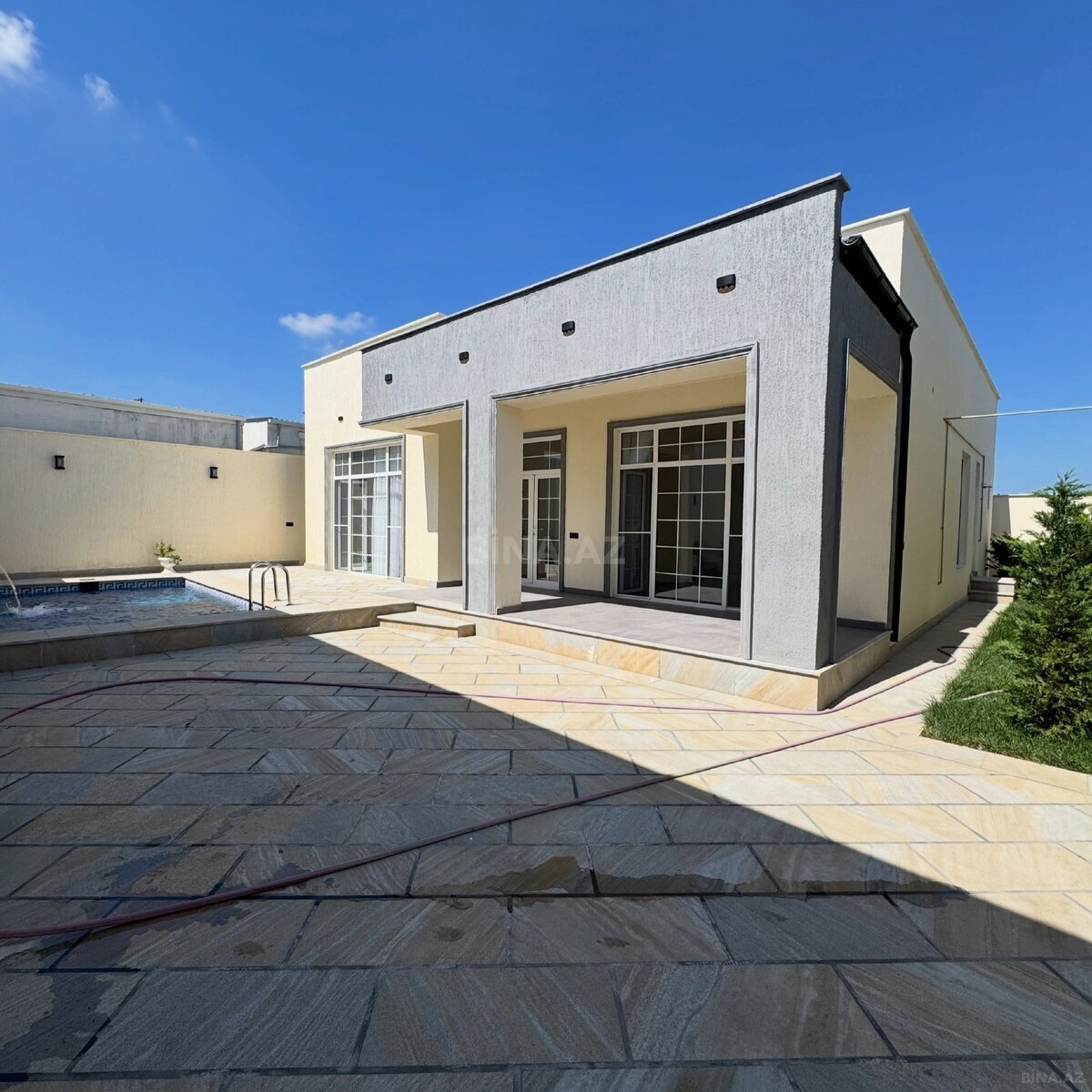 4 otaqlı Həyət evi/Bağ evi, Şüvəlan q., Bakı