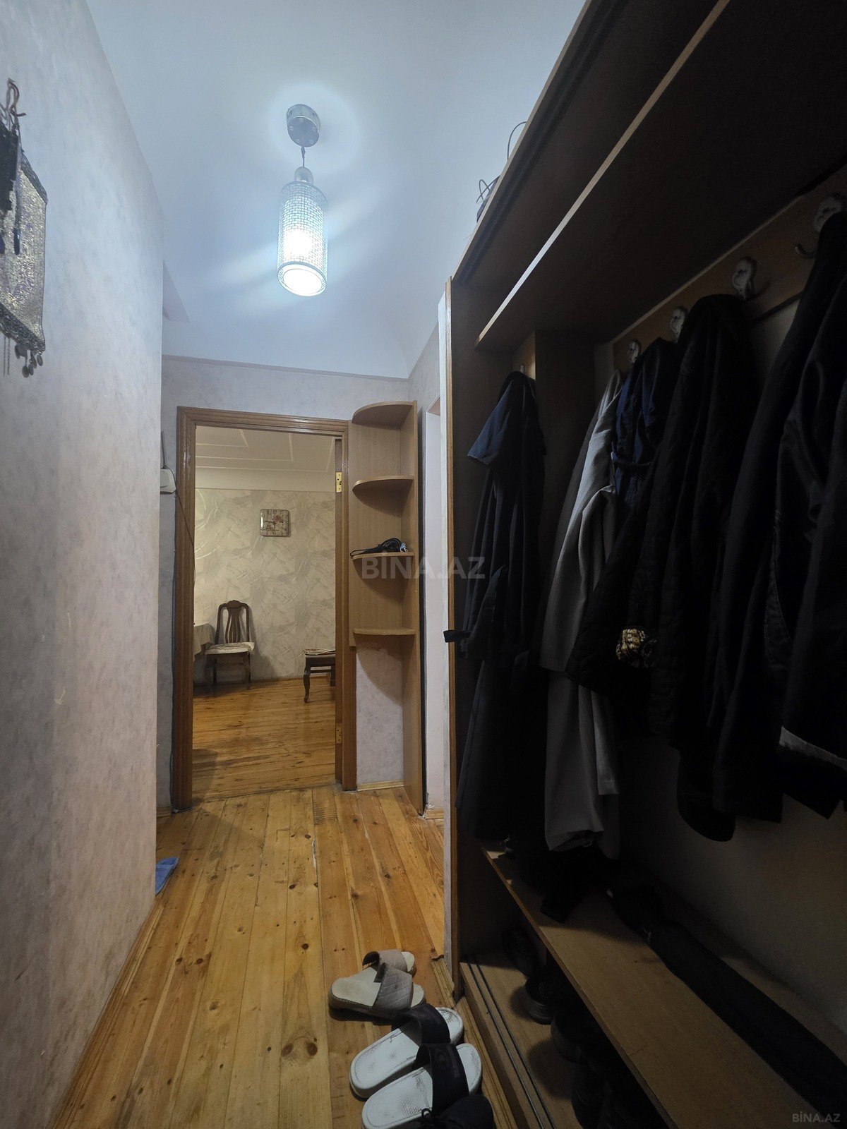 3 otaqlı Köhnə tikili, İnşaatçılar m., Bakı