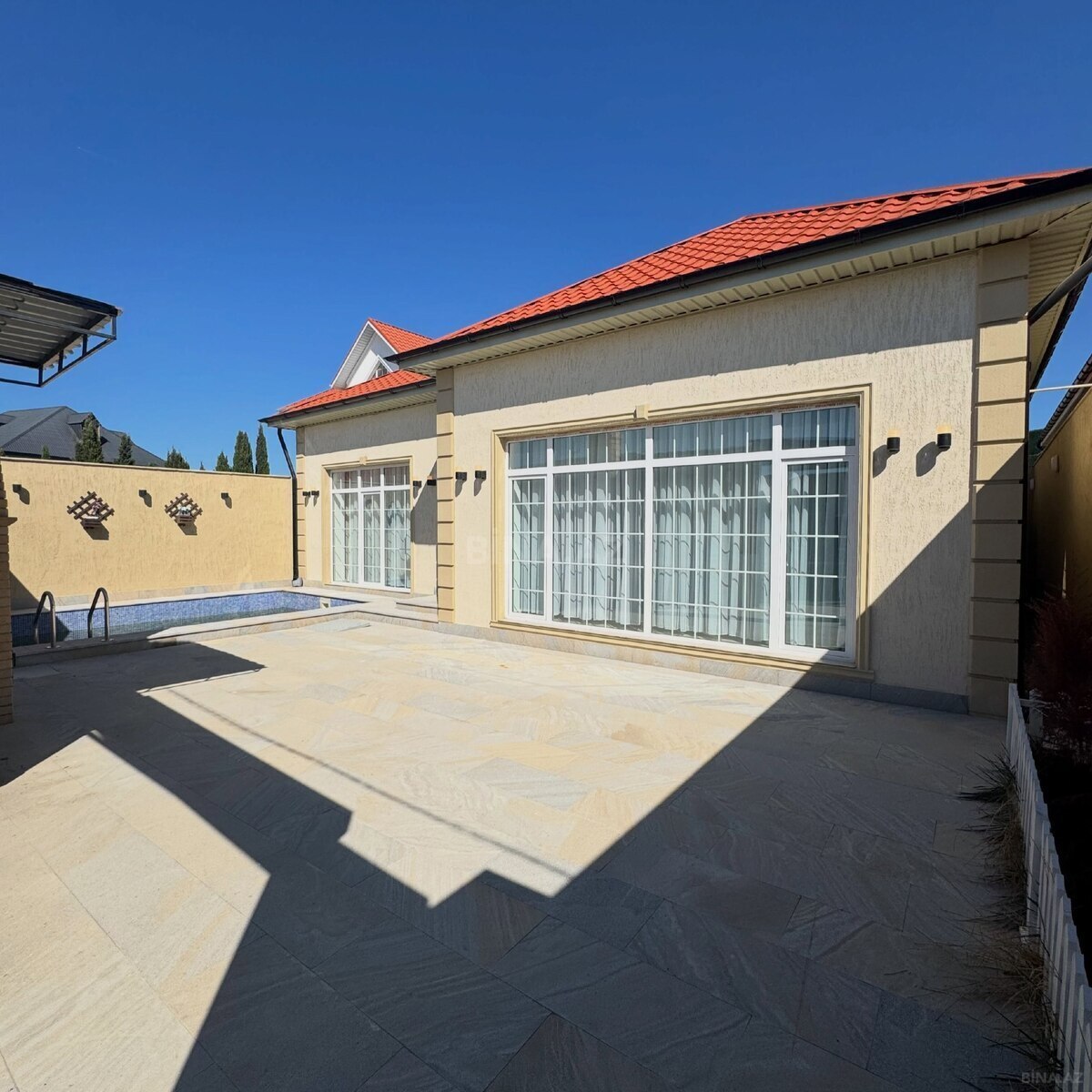 4 otaqlı Həyət evi/Bağ evi, Şüvəlan q., Bakı