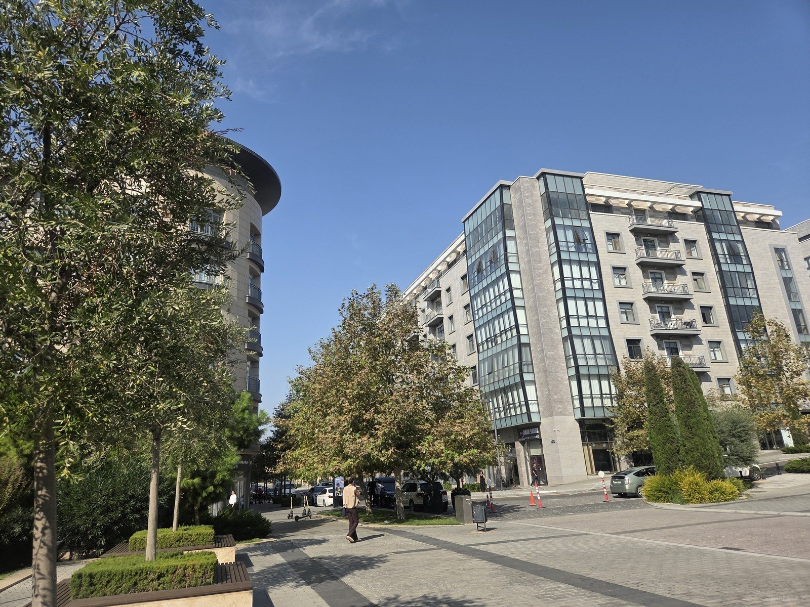 2 otaqlı mənzil satılır, Ağ şəhər, Bakı
