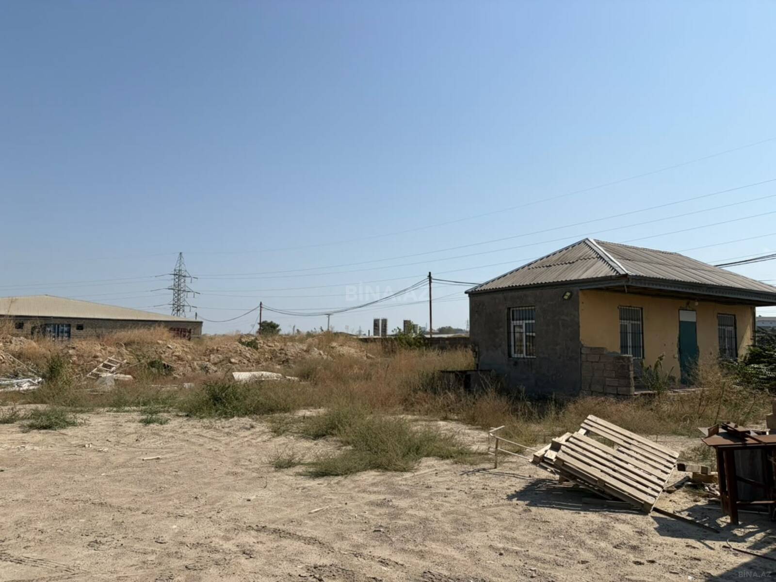 Torpaq satılır, Binəqədi, Bakı