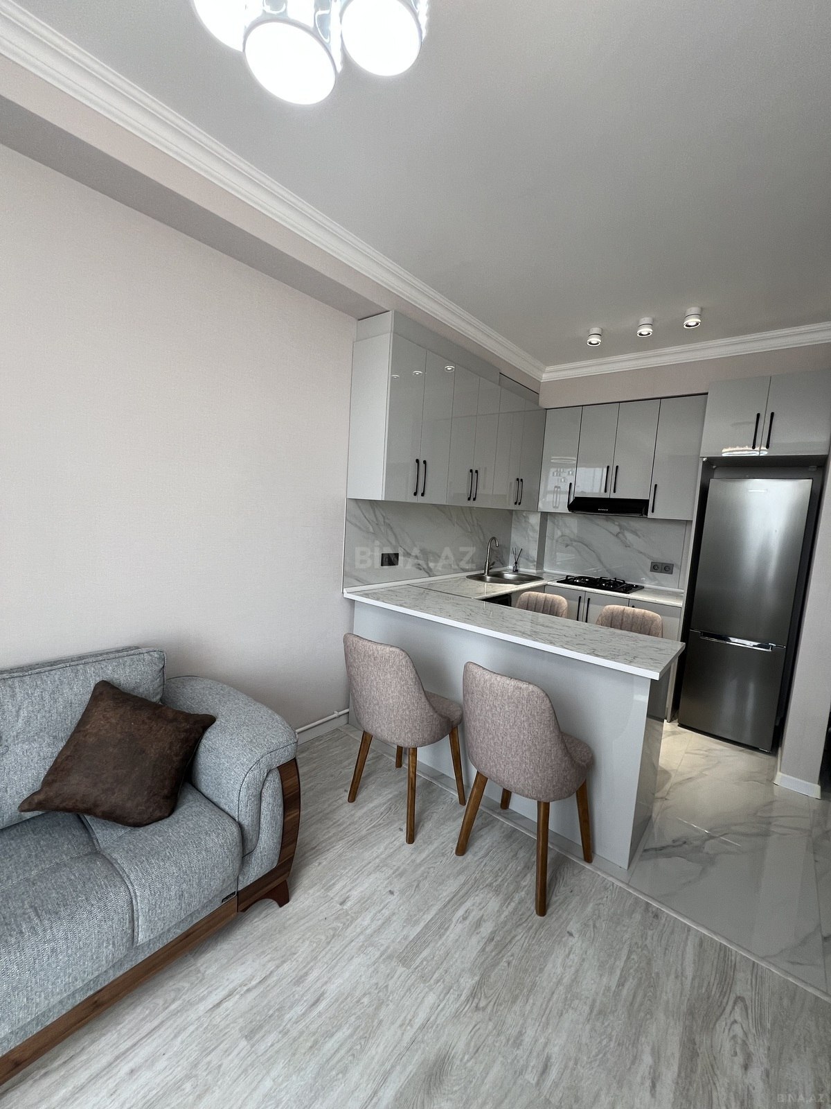 2 otaqlı mənzil kirayə verilir, Xırdalan