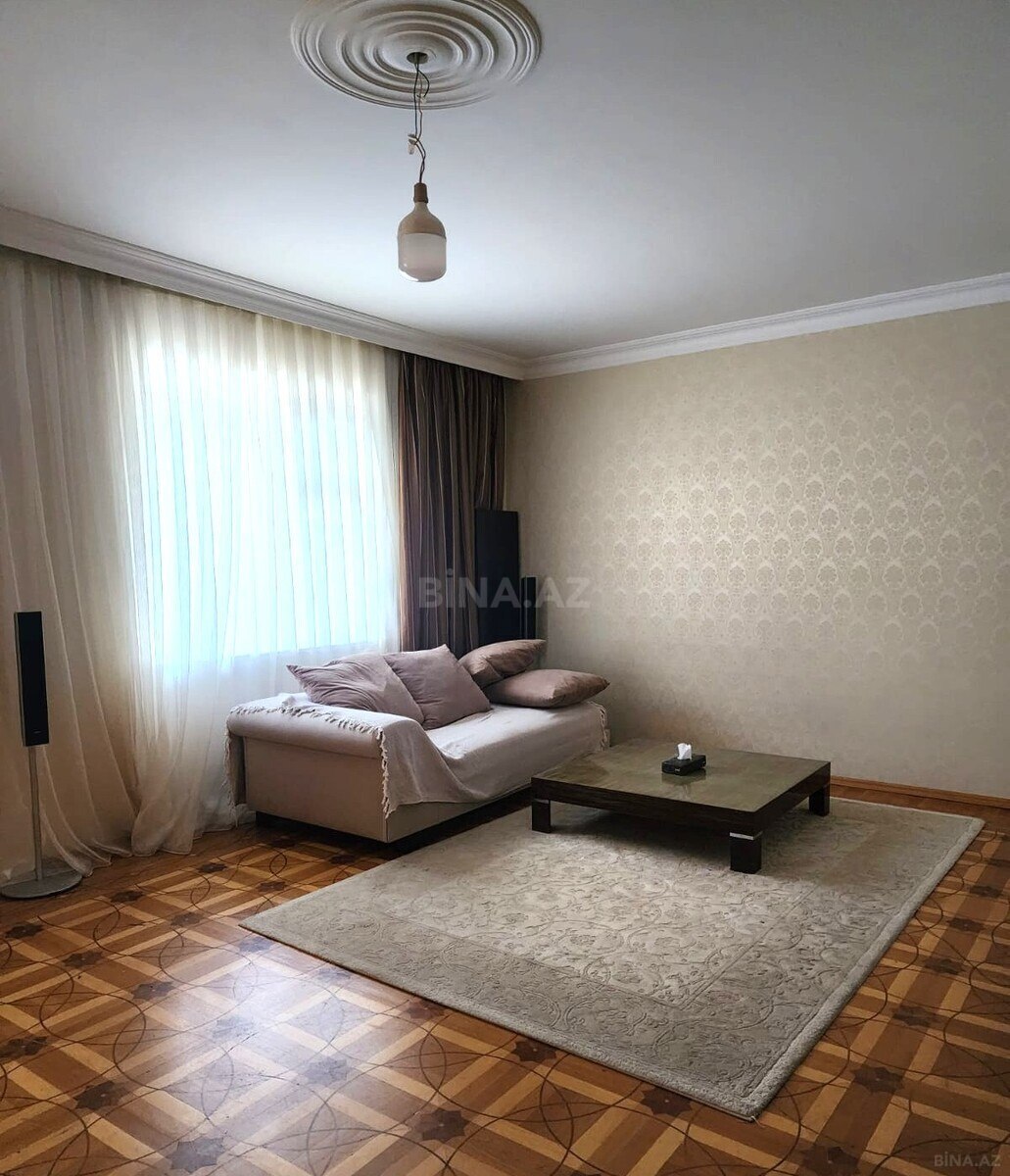 4 otaqlı mənzil kirayə verilir, Nəsimi, Bakı