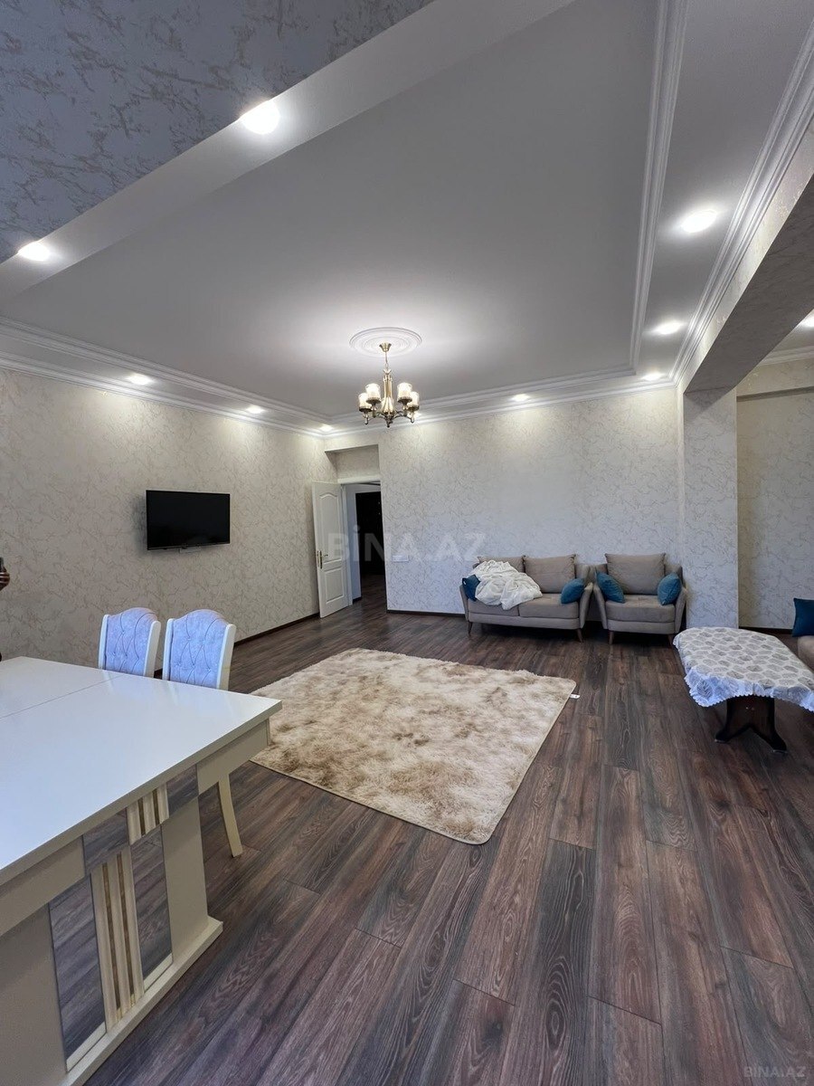 2 otaqlı mənzil kirayə verilir, Bakı