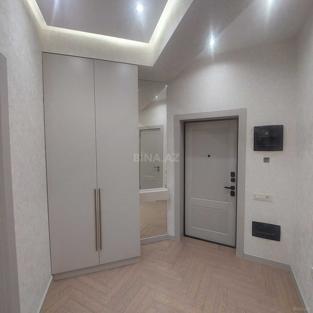 3 otaqlı mənzil satılır, Bakı