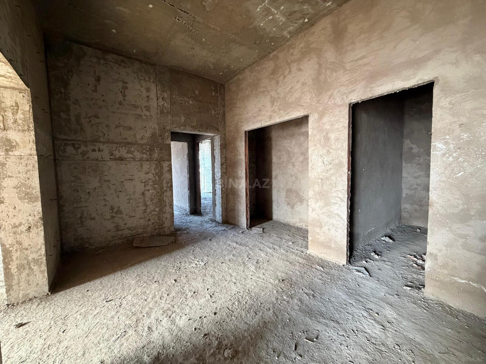4-room apartment for sale, Baku