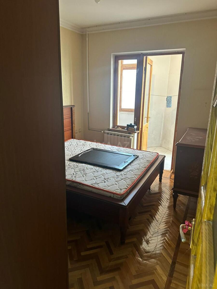 4-room apartment for rent, Baku