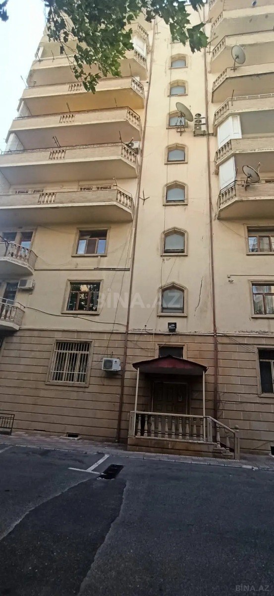 4 otaqlı mənzil satılır, 8-ci mikrorayon, Bakı