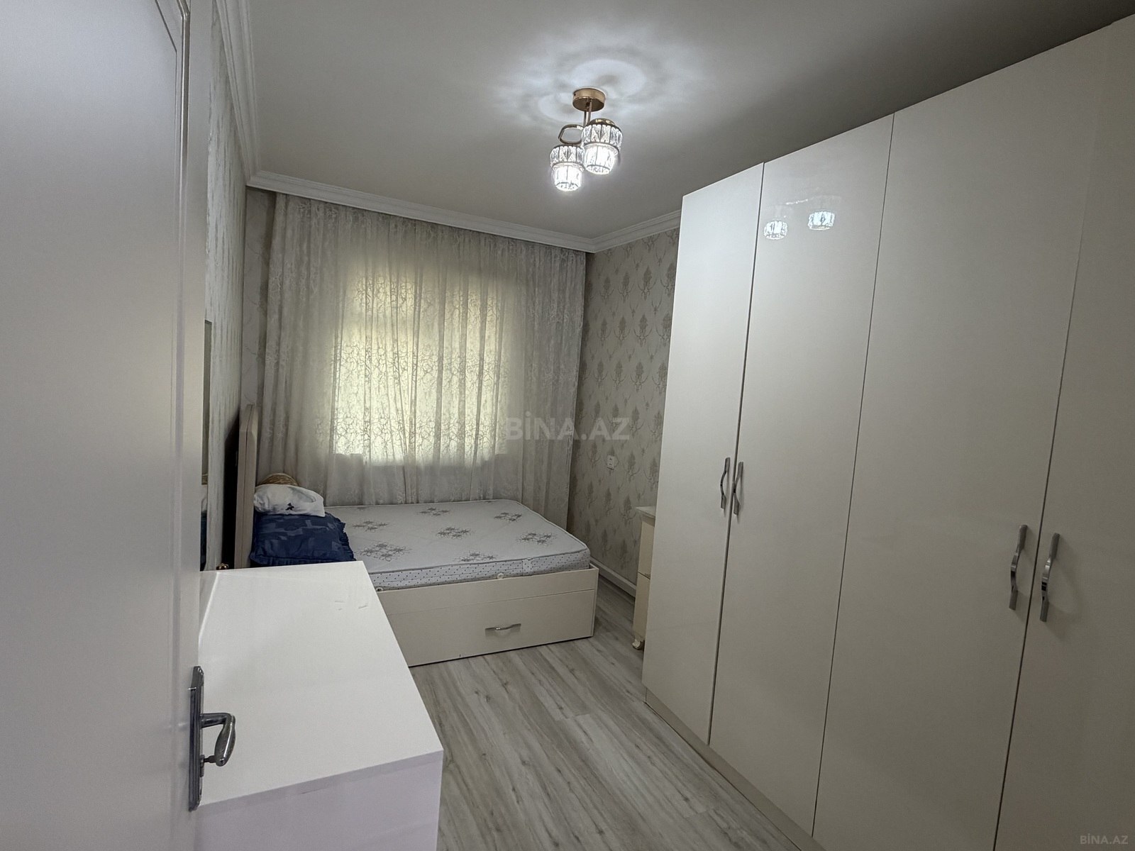 3 otaqlı mənzil kirayə verilir, Bakı