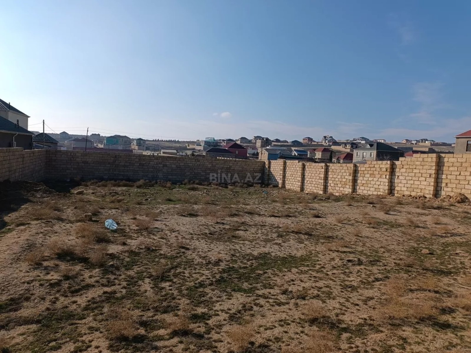 Torpaq satılır, Novxanı, Abşeron