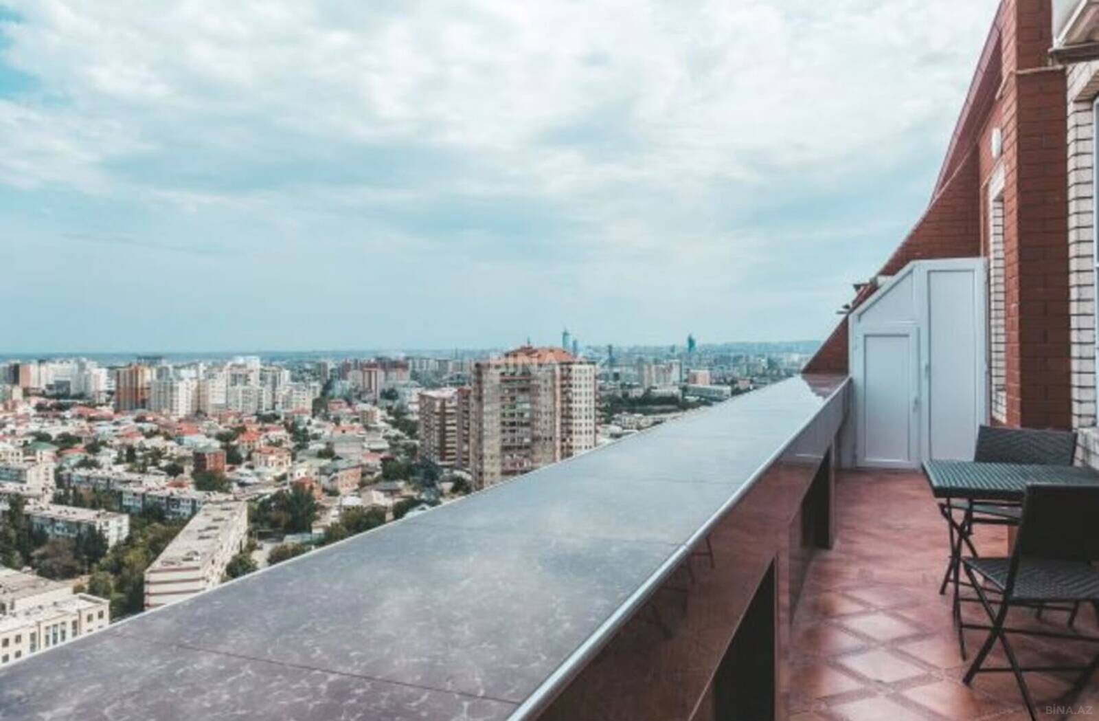 3 otaqlı mənzil satılır, Bakı