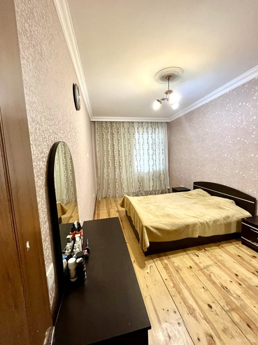 2 otaqlı mənzil kirayə verilir, Bakı
